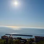 Skyline 11 - Sea Views & Serenity By The Coast Daire Varna