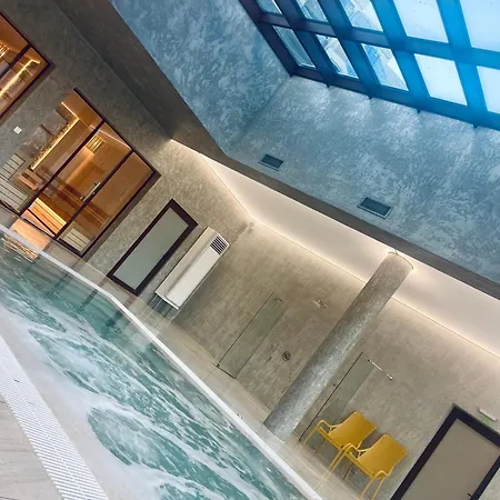 Skyline 11B Apartment - Sea View,Pools & Spa ヴァルナ