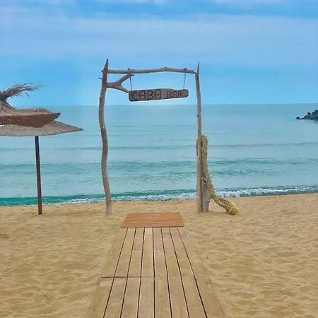 Skyline 11 - Sea Views & Serenity By The Coast Lejlighed