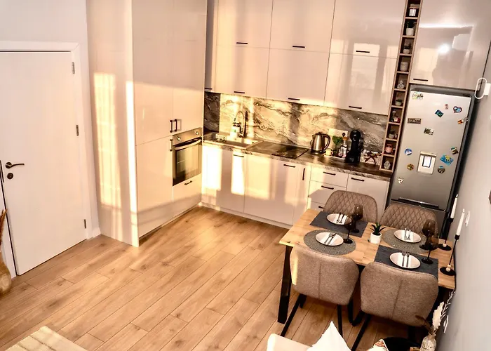 Skyline 11 - Sea Views & Serenity By The Coast